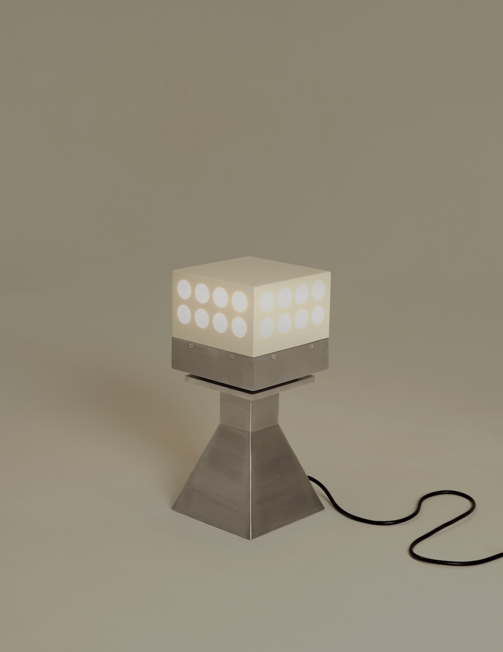 Vardo Lamp