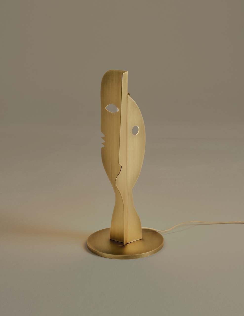 Deramo Lamp