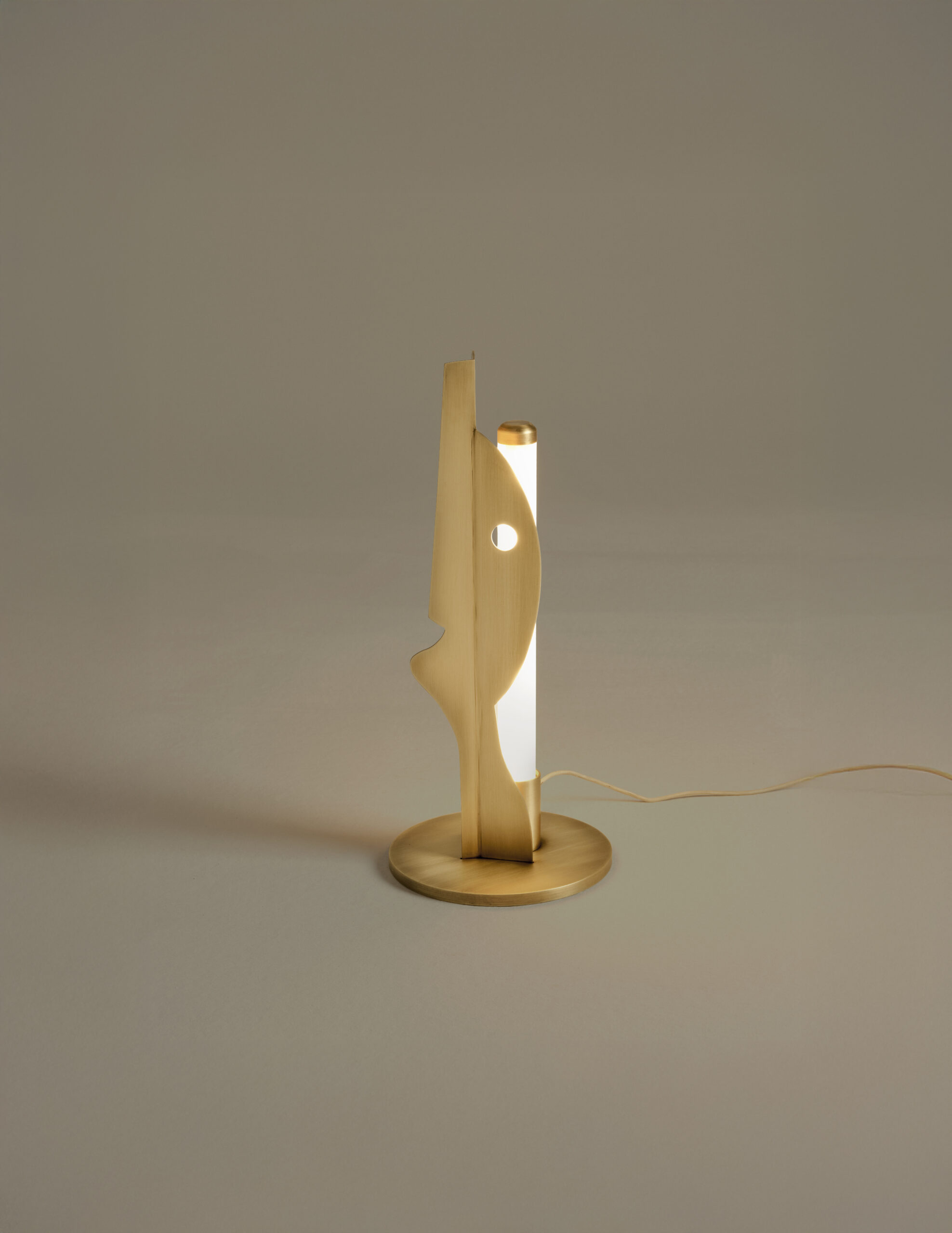 Deramo Lamp